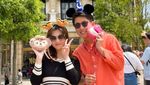 Momen Manis Livy Renata dan Tomohiro Kulineran di Jepang