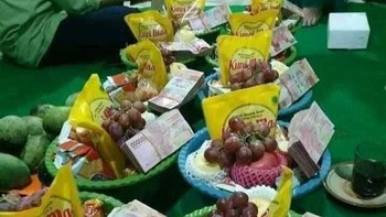 Sembako acara syukuran sultan mana nih? Foto: Instagram/berbagi_meme  