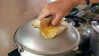 Apa itu serbet? Kalau ada uang ya dipakai saja, toh? Foto: Instagram/meme.wkwk