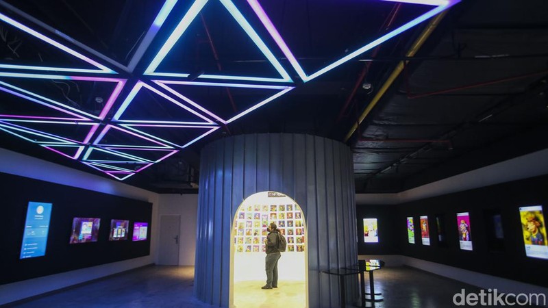 Pameran bertajuk Non-Fungible Token (NFT) digital art digelar di NFTone Gallery, Jakarta, yang menampilan 2.000 karya. Penasaran?