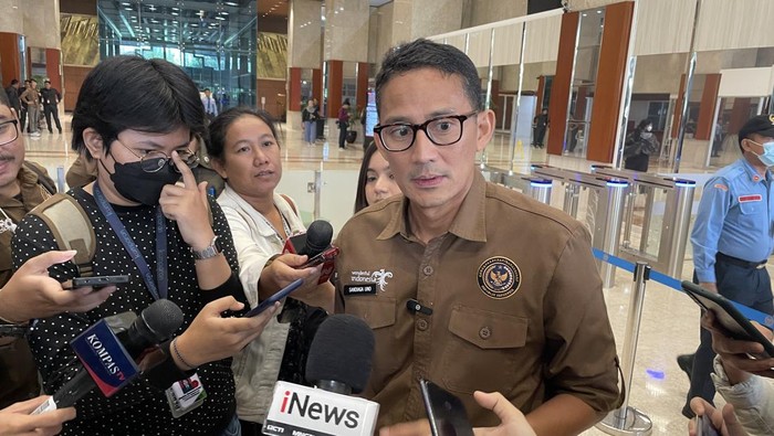 Menparekraf Sandiaga Uno di DPR RI