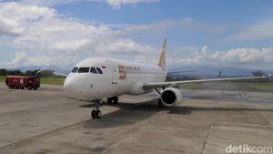 Penerbangan Perdana Super Air Jet di Ternate Resmi Dibuka