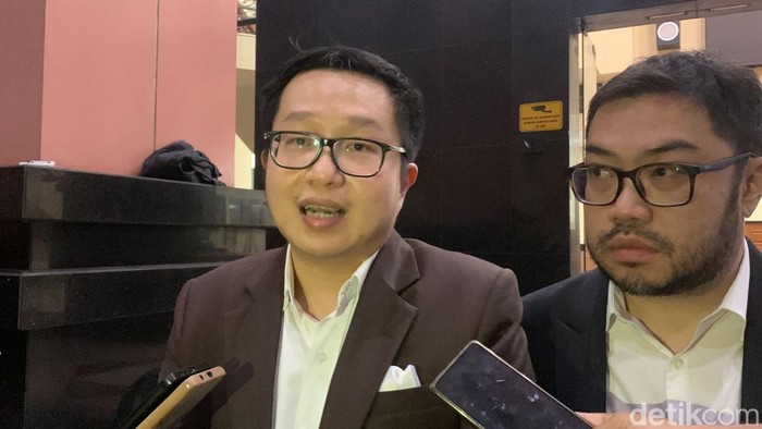 Pengacara Teddy Minahasa, Anthony Djono,