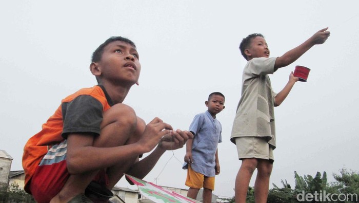 Pesisir Jakarta Butuh Ruang Terbuka Hijau Untuk Anak Ruang terbuka hijau di kawasan pesisir Jakarta Utara khususnya Cilincing sangat terbatas. Anak-anak pun membutuhkan ruang bermain.