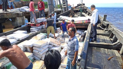 Potret Daging Kerbau Impor Ilegal Disita dari Kapal hingga Ditimbun di TPA