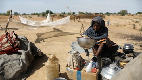 Sudanese children, who fled the violence in Sudans Darfur region, play in the yard of a Chadian familys house, where they take refuge, near the border between Sudan and Chad in Koufroun, Chad May 14, 2023. REUTERS/Zohra Bensemra