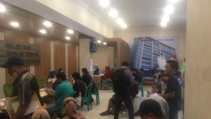 Pra pendaftaran PPBD di Bekasi (Muhammad Fariz At Thariqi/detikcom)