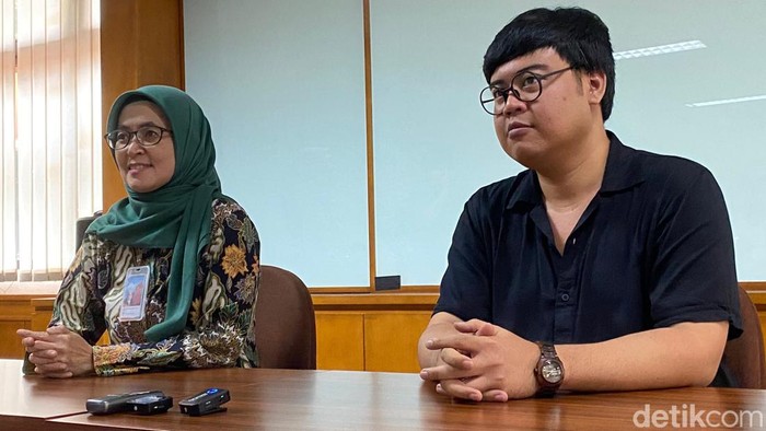 Rektor ITENAS Prof Meilinda Nurbasari dan design lead logo IKN Nusantara, Aulia Akbar