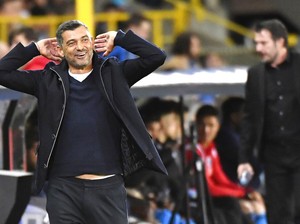 Napoli Ditolak Luis Enrique, Dekati Sergio Conceicao