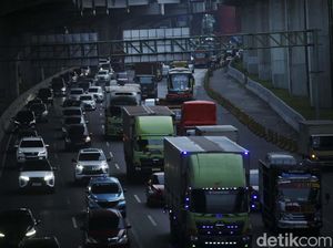 Memasuki Long Weekend, 168.375 Kendaraan Keluar Jabodetabek Via Tol