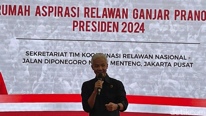 Bacapres PDIP Ganjar Pranowo di acara peresmian Sekretariat Pemenangan di Jalan Diponegoro, Jakarta Pusat, Kamis (1/6/2023). (Vivi Ng/detikcom)