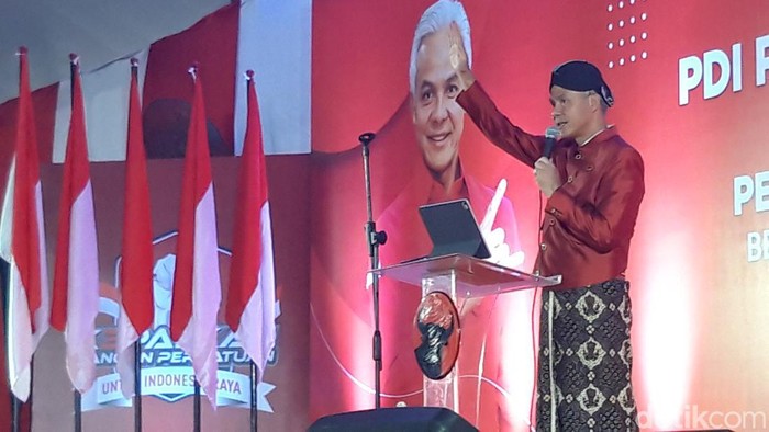 Calon Presiden dari PDI Perjuangan, Ganjar Pranowo, dalam konsolidasi PDIP Boyolali untuk pemenangan Pilpres 2024 bersama Ganjar Pranowo, Kamis (1/6/2023).