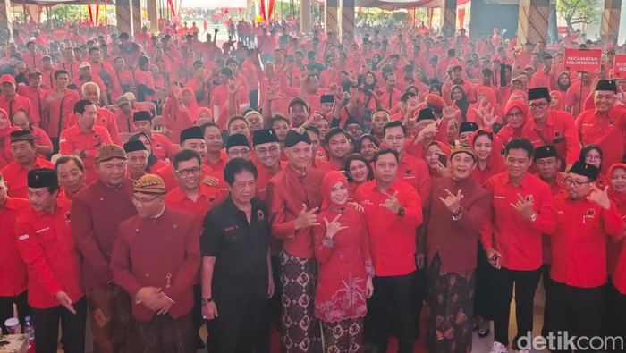 Calon Presiden dari PDI Perjuangan, Ganjar Pranowo, dalam konsolidasi PDIP Boyolali untuk pemenangan Pilpres 2024 bersama Ganjar Pranowo, Kamis (1/6/2023).