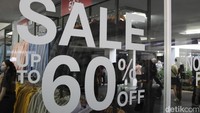 Produk yang dijual di pameran tersebut banyak yang banjir diskon.