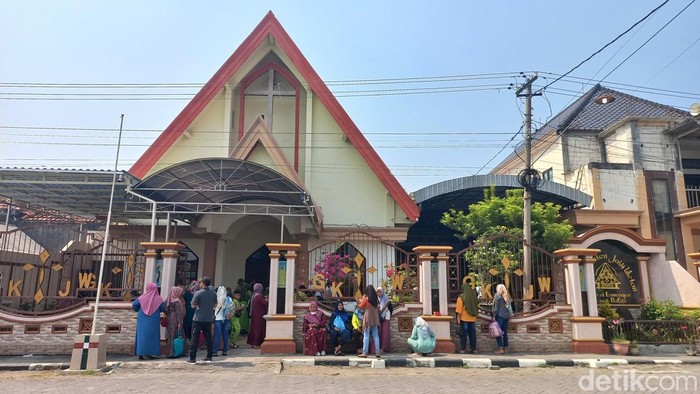 Indahnya toleransi di Desa Balun Lamongan