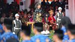 Momen Jokowi Pimpin Upacara Hari Lahir Pancasila di Monas
