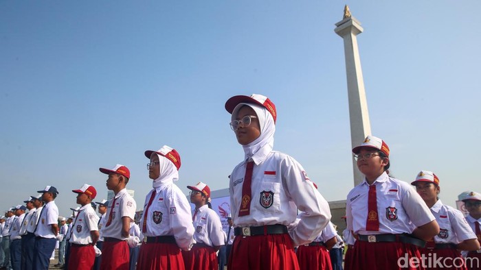 Upacara Hari Lahir Pancasila digelag har ini di Lapangan Selatan Monas, Jakarta Pusat. Upacara dipimpin langsung oleh Presiden RI Joko Widodo.