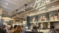 Sama seperti yang ada di Bandung, Jurnal Risa di Jakarta ini mengusung konsep vintage. Semua sudut dan interiornya sangat klasik. Areanya pun sangat luas. Foto: detikcom/Riska Fitria