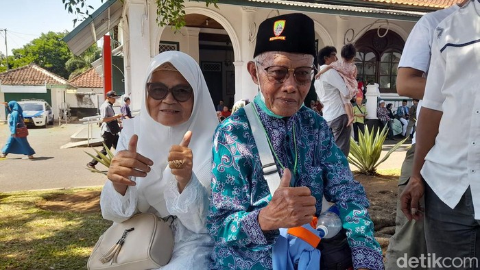 Kebahagian Encang Sulaeman Natuga (84), Warga Desa Nangerang, Kecamatan Sukasari, Kabupaten Sumedang.