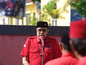 PDIP Jabar soal Caleg Labrak Rocky Gerung: Tak Ada Instruksi Partai