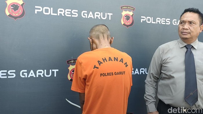 Pelaku pencabulan belasan bocah di Garut yang ngaku sebagai guru ngaji.