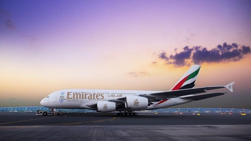 Pesawat Super Jumbo A380 milik Emirates. Pesawat itu bakal mendarat perdana di Bandara Internasional I Gusti Ngurah Rai, Bali, Kamis (1/6/2023).
