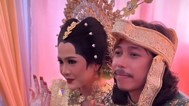 Yalangoch blondalarning professional fotosuratlari