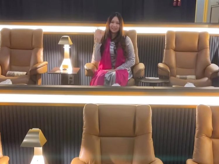 Sisca Kohl Jajal Bioskop yang Pernah Dipakai BTS, Rp 7 Juta Sekali Nonton!