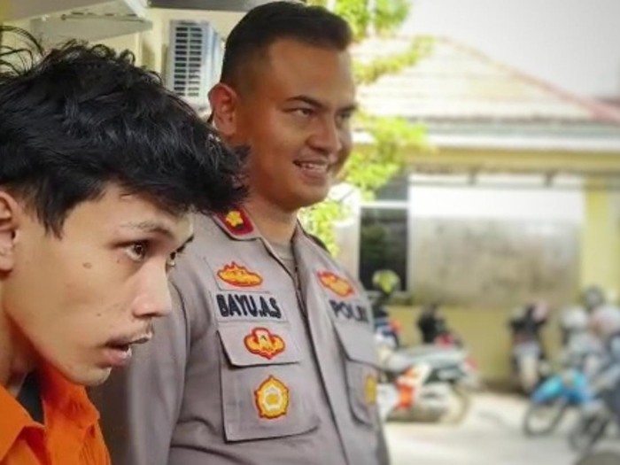 Mahasiswa di Palembang ditangkap karena menganiaya pacarnya. Foto: Prima Syahbana/detikSumbagsel