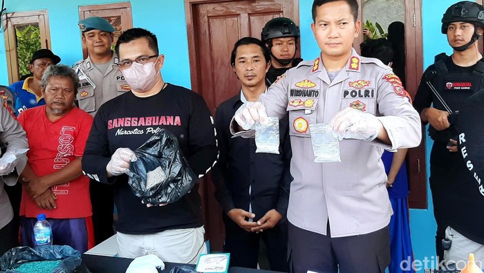 Terendus Polisi RW, Kontrakan Produsen Narkoba di Karawang Digerebek Polisi