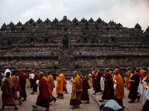 Biksu Thudong Bakal Bermalam di Kelenteng Liong Hok Bio Magelang