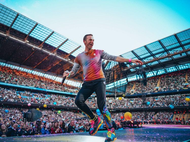 Penampakan Konser Coldplay di Kandang Manchester City