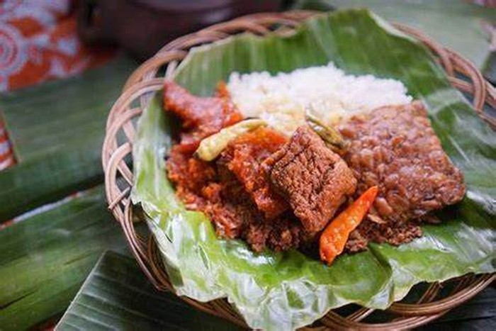 5 Gudeg Mlekoh di Yogyakarta yang Populer dan Legendaris Nikmatnya