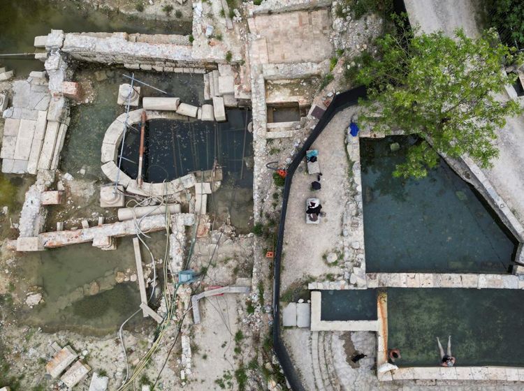 Ini Spa di Italia Tempat 24 Patung Perunggu Kuno Ditemukan