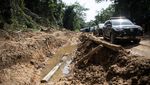 Jalan di Cengal Ogan Komering Ilir Rusak Parah