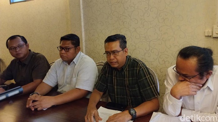 Konferensi pers DPC Peradi Jaksel (Anggi/detikcom).