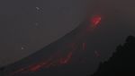 Merapi Kembali Muntahkan Lava Pijar