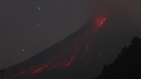 Hal ini berdasarkan pengamatan Balai Penyelidikan dan Pengembangan Teknologi Kebencanaan Geologi (BPPTKG) pada pukul 00:00 - 06:00 WIB. 