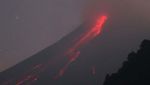 Merapi Kembali Muntahkan Lava Pijar