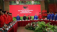 Terlihat hadir Sekjen PAN Eddy Soeparno, Ketua Fraksi PAN DPR RI Saleh Partaonan Daulay, Waketum PAN Viva Yoga Mauladi, Waketum PAN Yandri, hingga Bendum PAN Totok Daryanto.  