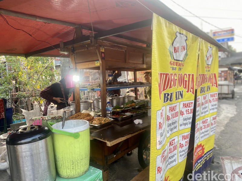 Nasi Gudeg Jogja Bu Iin