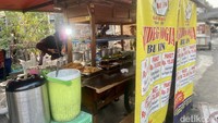 Jika ingin merayakan gudeg gaya Solo, kamu bisa mampir ke warung yang bernama Nasi Gudeg Bu Iin di Taman Kota, Jakarta Barat. Foto: detikcom/Riska Fitria