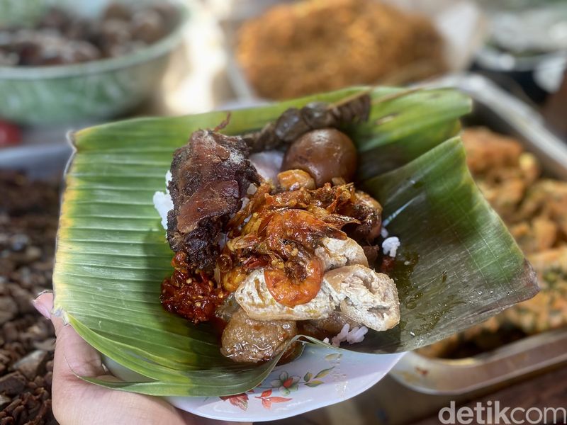 Nasi Gudeg Jogja Bu Iin