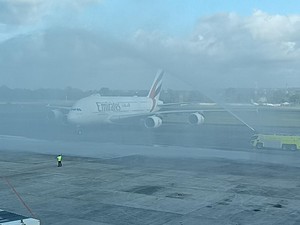 Bali Sepekan: Koster Marahi Bupati/Walkot-Pesawat Superjumbo Mendarat