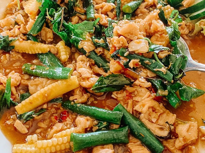Resep Tumis Ayam dan Sayuran Pedas
