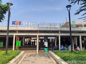 4 Stasiun Keberangkatan KA Lebaran: Senen, Gambir, Manggarai, Bekasi