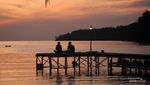 Sunrise Pulau Kawe di Raja Ampat Cantiknya Tak Terkira
