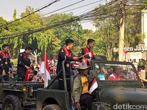 8 Atlet Sidoarjo Peraih Medali SEA Games Diarak dan Dikucur Bonus