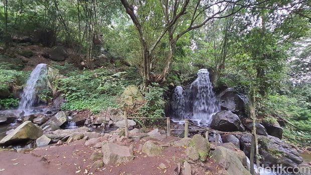 Air Terjun Watu Gedek Mojokerto
