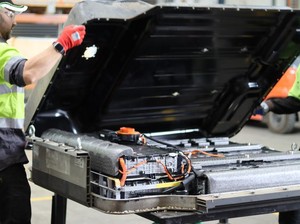 Baterai Mobil Listrik Jadi Ancaman Baru Bagi Lingkungan di Australia